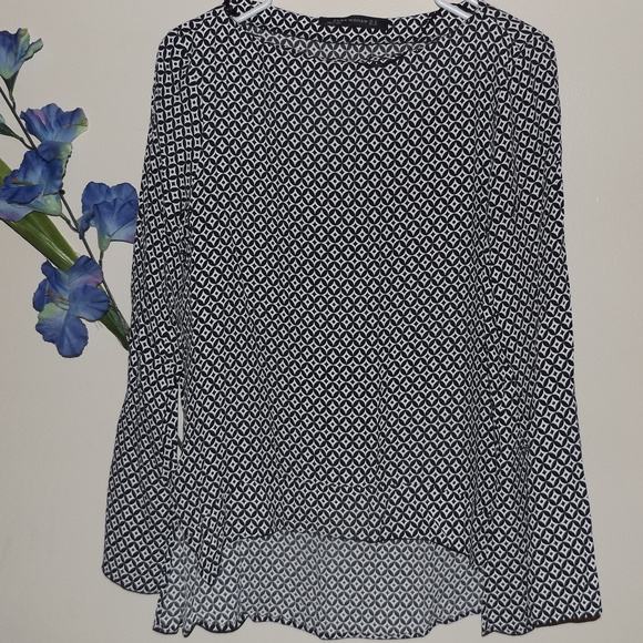 Zara Tops - Zara Women's Medium Black Pop Over BLouse